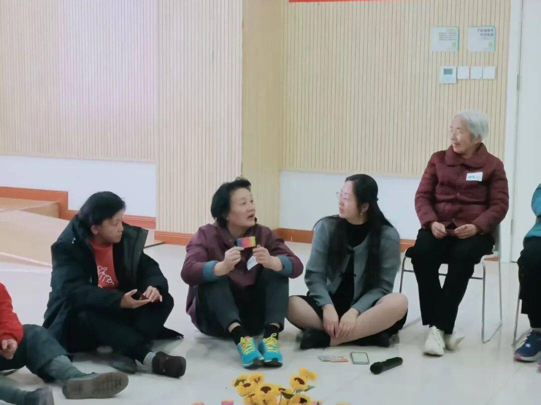 依老养残家庭平行小组 社工案例计划不朽情缘游戏网站登录“暖阳行动”(图7) 依老养残家庭平行小组 社工案例计划不朽情缘游戏网站登录“暖阳行动”(图7)